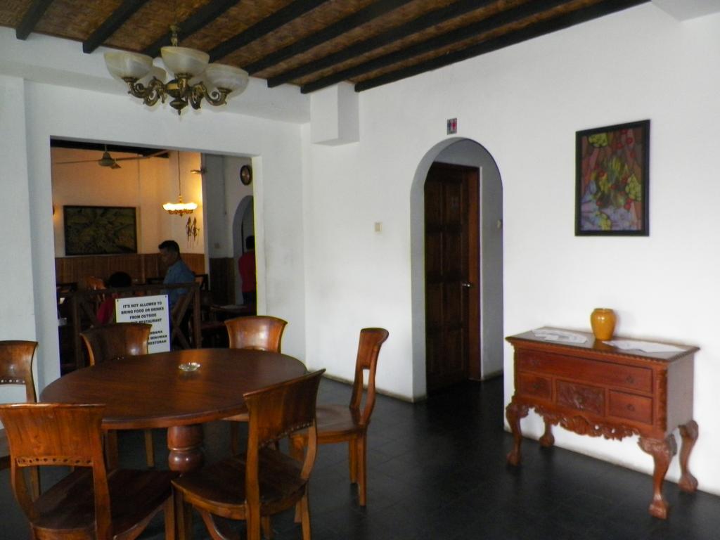 Bladok Hotel & Restaurant Yogyakarta Exterior foto