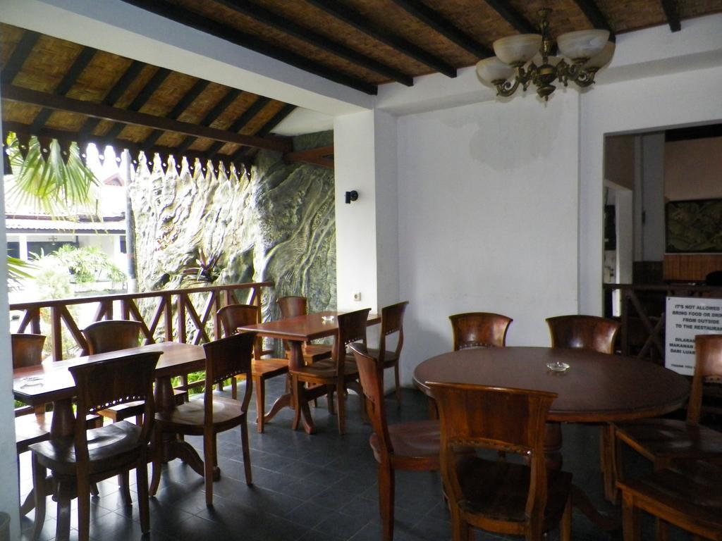 Bladok Hotel & Restaurant Yogyakarta Exterior foto