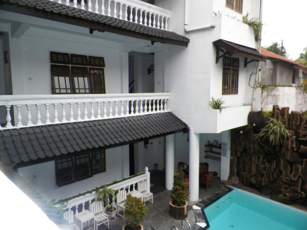 Bladok Hotel & Restaurant Yogyakarta Exterior foto